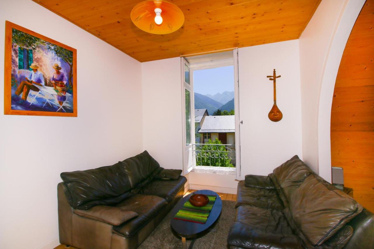La Villa Ilixon Bagneres-de-Luchon Exterior photo