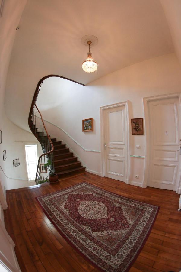 La Villa Ilixon Bagneres-de-Luchon Exterior photo